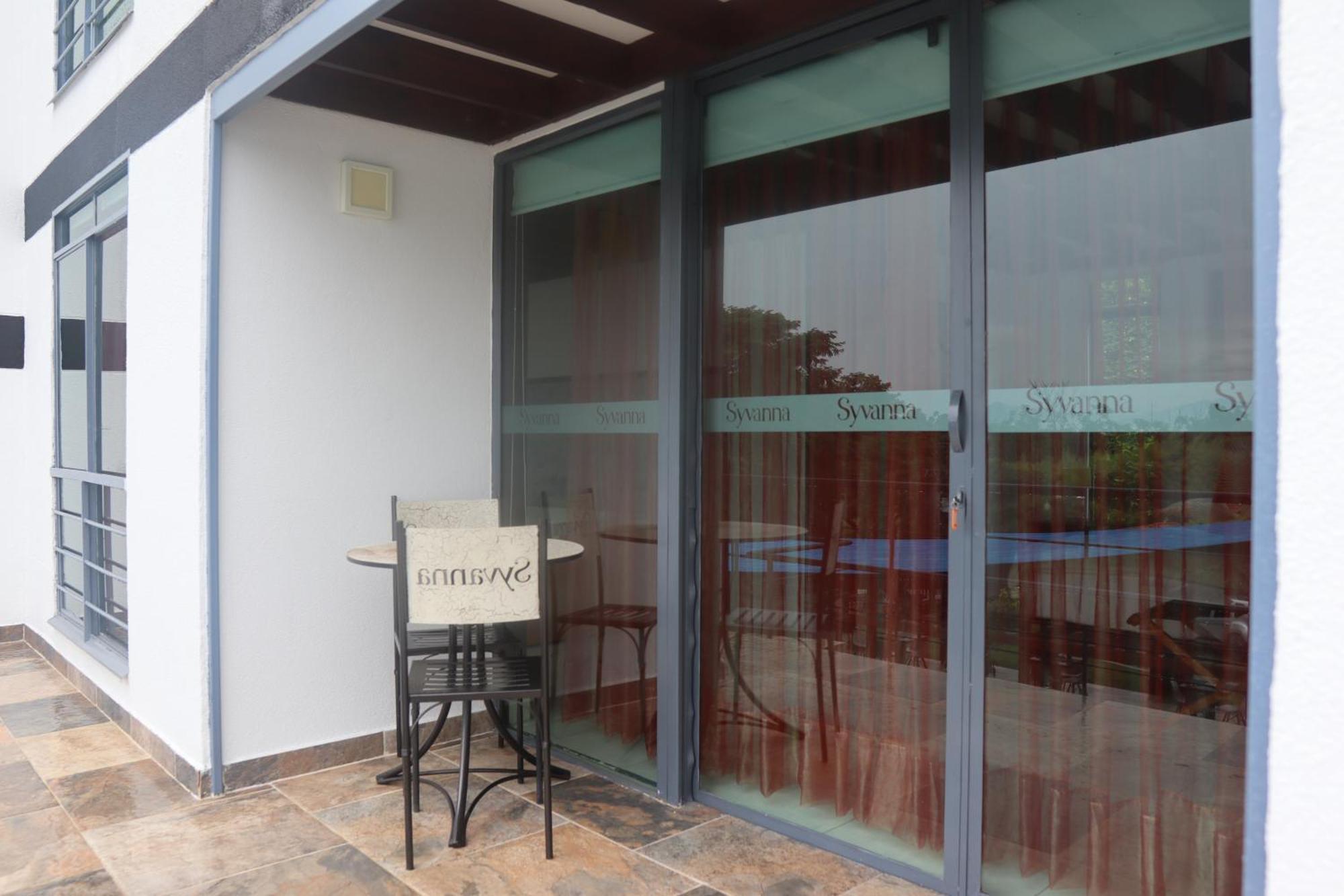 Cerritos Hotel Syvanna Wellness And Spa מראה חיצוני תמונה
