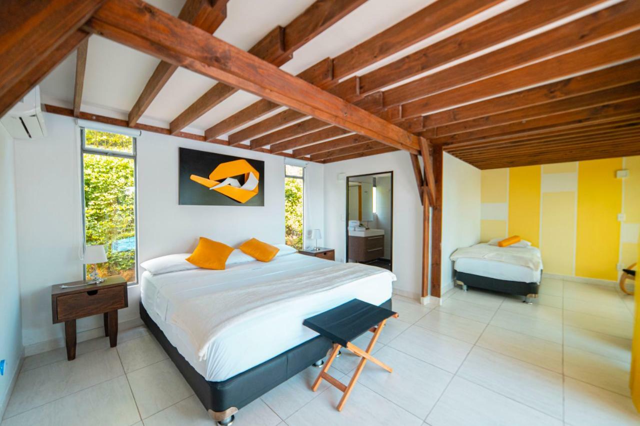 Cerritos Hotel Syvanna Wellness And Spa מראה חיצוני תמונה